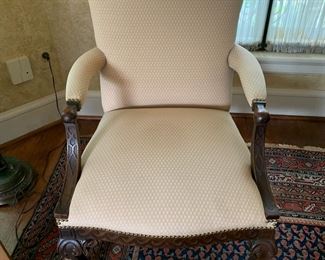 Upholstered arm chair in excellent condition