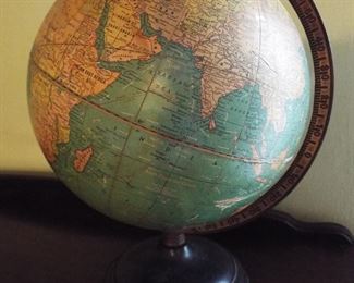 1940's Globe