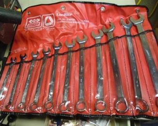 HAND WRENCH SET