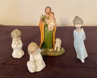 LLadro Porcelain Figurines Angle Ornaments.