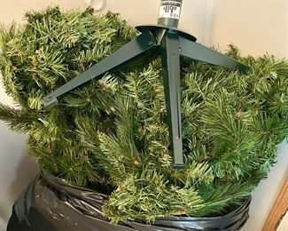 7.5 Ft Artificial Christmas Tree