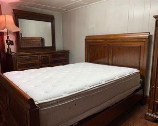 Bed set with dressers
