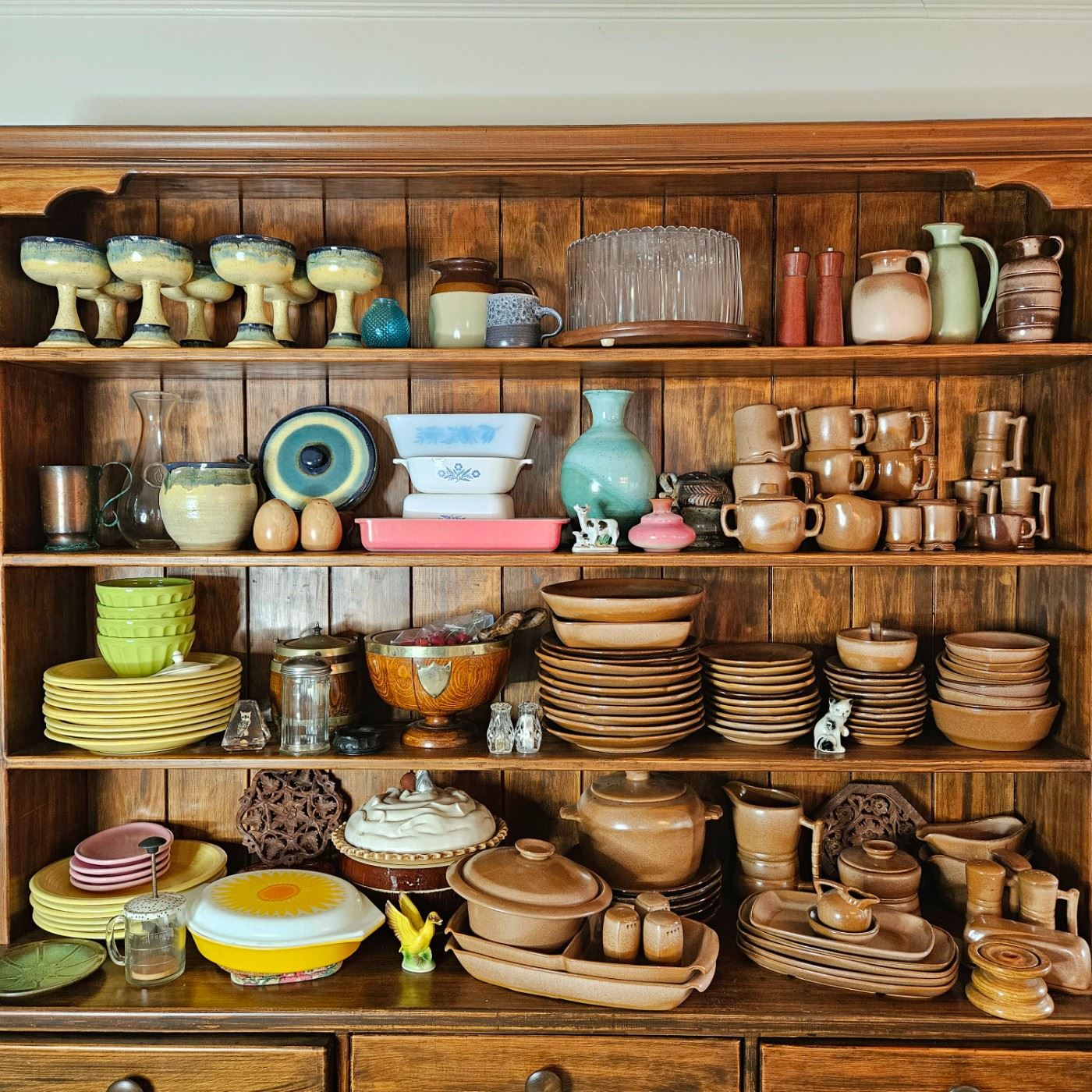 Bijoux Estate Sales - Jacksonville: Furniture,... starts on 7/14/2023