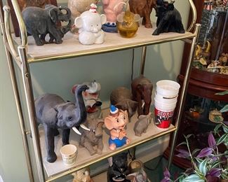 Super cool pink elephant decanters.