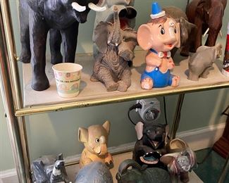 Chalkware of all sizes.