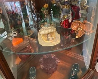 Tiny mouse figurines as well.