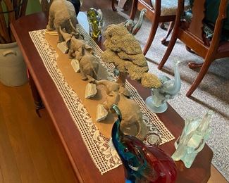 Nice hall or sofa table there.