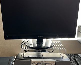 Samsung Monitor, Sony Boombox