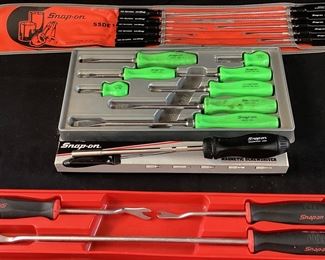 ASSORTED SNAP-ON TOOLS, SSDE100B SET, RATCHETTING MAGNETIC SCREWDRIVER, RADIATOR HOSE PICK SET, COMBO SCREWDRIVER SET,