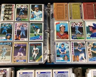 (4) BINDERS BASEBALL CARDS, TOM GLAVINE, GLEN HUBBARD, DALE MURPHY, GREG MADDUX, 