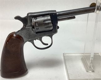 HARRINGTON & RICHARDSON MODEL 922 REVOLVER