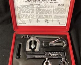 BLUE-POINT DOUBLE-FLARING TOOL KIT 