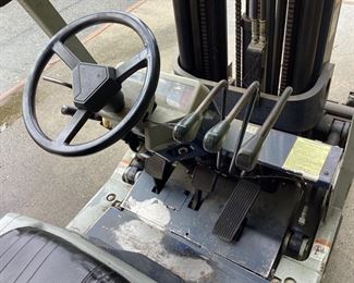 KALMAR AC C30 FORKLIFT, NEW BATTERY, GOOD WORKING CONDITION, P/U LOCATION 1/4 MILE FROM AUCTION HOUSE,