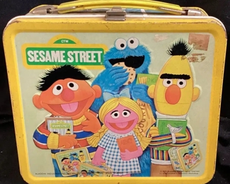 1979 ALADDIN, MUPPETS SESAME STREET LUNCHBOX