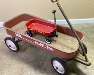 RADIO FLYER WAGONS