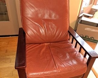 Craftsman Style Chair w/Leather Cushions