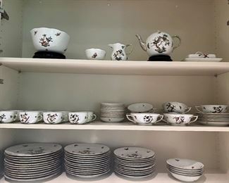 Herend Fine China "Rothschild"
12 five piece place settings
7 cream soups
4 bowls
Teapot, butter dish , serving bowl, 
Sugar and creamer 