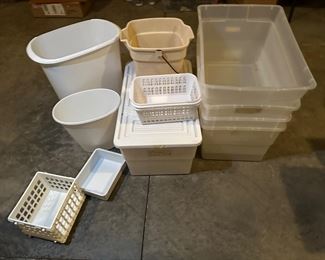 Totes, Garbage Cans and Baskets