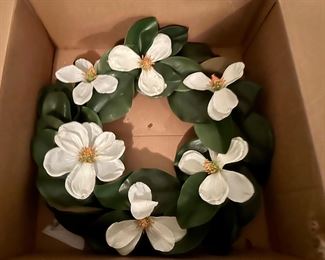 Magnolia 22’’ Wreath in Box