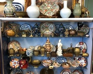 Chinese and Japanese antiques. Imari, Rose Medallion, Canton, brass, porcelain, ceramic etc