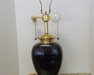 Attractive Vintage Ceramic Table Lamp with 2 Bulbs 2 Pulls