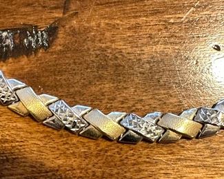 14K GOLD X Link Necklace