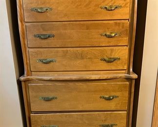 Vintage ETHAN ALLEN Chest of Drawers