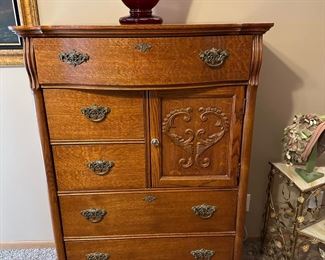 Vintage LEXINGTON Victorian Sampler Door / Chest Dresser