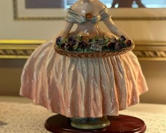 GUIDO CACCIAPUOTI Italian Art Deco Porcelain Figurine