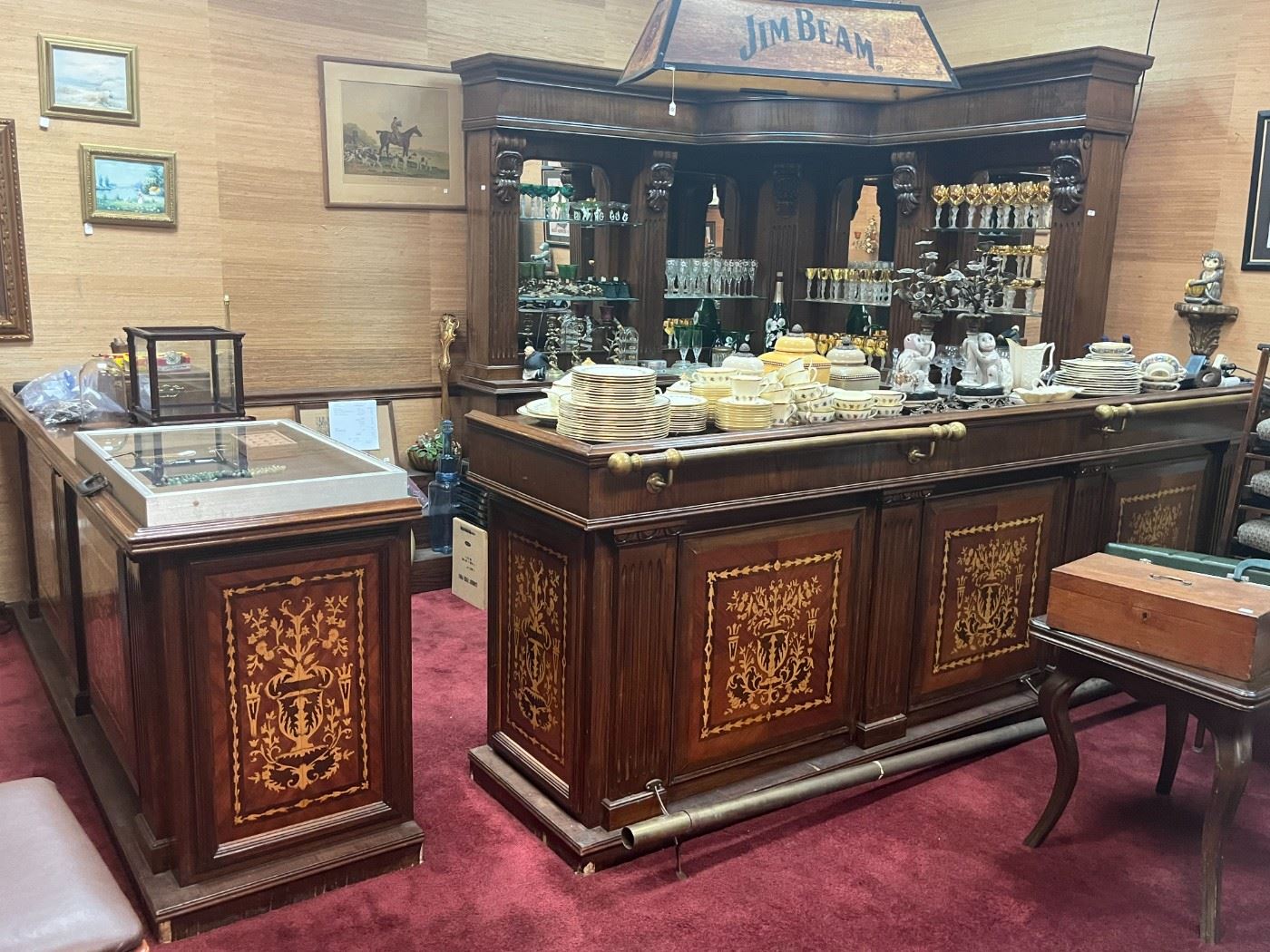 Great Man Cave Bar or Commercial.  Breaks down so you can get it through a normal size door way.