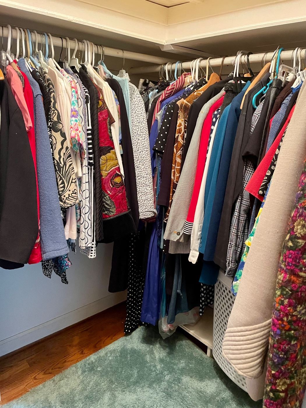 Alanton executive water front home tag sale starts on 7/12/2023