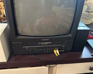 tv vhs player. all works