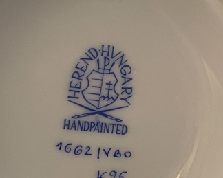 Herend Queen Victoria Covered Sugar Bowl. Photo 2 of 2. 