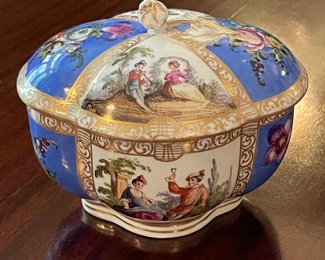 Lidded Victorian Porcelain Jar & Pin Tray. Photo 1 of 3. 