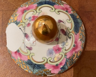 Vintage Famille Rose Medallion Lidded Urn on Base - 2 Available. One has Chip on Lid. Each Measures 16" H. Photo 6 of 6. 