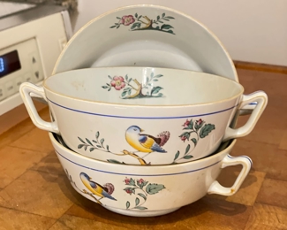 Set of 8 Copeland Spode Queen's Bird Cream Soup Bowls. 