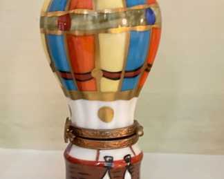 Limoges Hot Air Balloon Pill Box. 