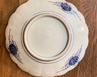 Antique Japanese Imari Platter with Stand. Measures 12.5" D. Photo 2 of 2. 