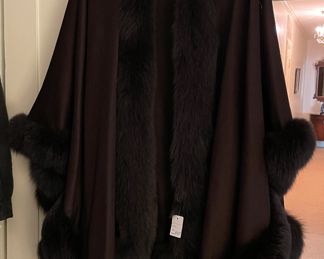One-Size-Fits Most Dark Brown Wool Cape with Mink Trim. 
