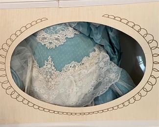 VTG WEDDING DRESS