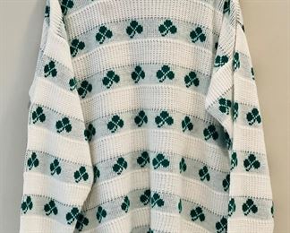 QUILL'S WOLLEN MARKET SHAMROCK SWEATER