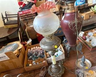  VINTAGE LAMP