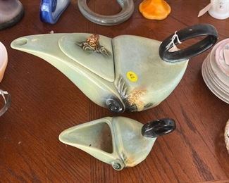  HULL PARCHMENT PINECONE TEAPOT & CREAMER