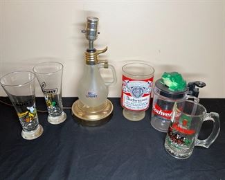 Bud Light Lamp & 5 Budweiser Glasses