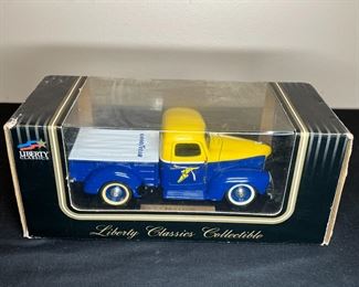Liberty Classics & ERTL Die Cast Delivery Vehicle