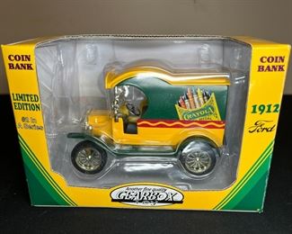 2 NIB 1998 Gearbox Toy Crayola Coin Banks