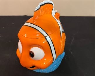 5 Disney Character Bank, Cups & Figures