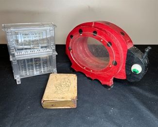 Vtg Piano Coin Sorter, Lady bug & Book Bank