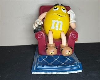 3 Collectable M&M Dispensers & Displays