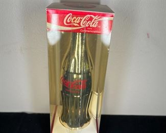 Collectable Coca Cola Memorabilia, Lamp, Signs +